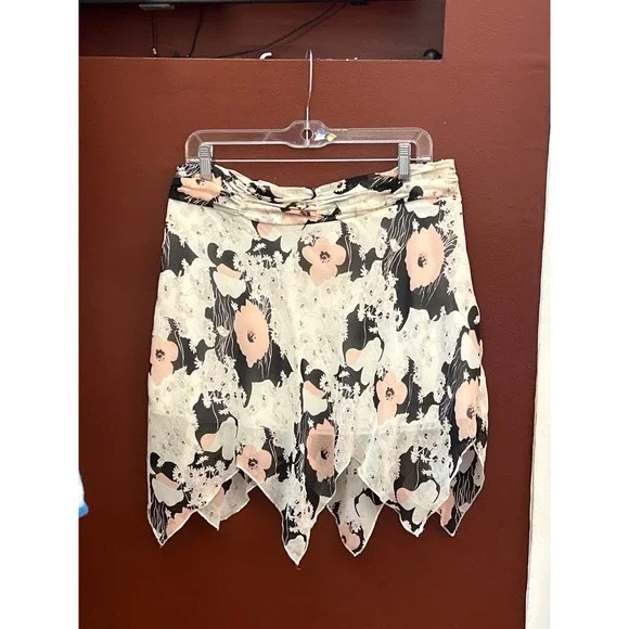 Women's Y2K Vintage-Inspired Silk Skirt""Kenzie 100% Silk Floral Cream Black - Picture 6 of 7